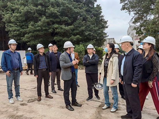 5-2市委会城乡建设工委会调研广州产投1935项目老旧厂区改造.jpg